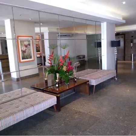 Golden Flat Beira Mar 1655 Aparthotel