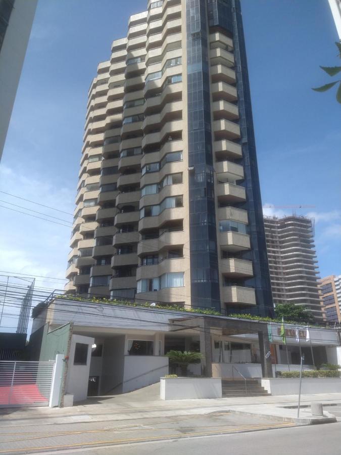 Golden Flat Beira Mar 1655 Aparthotel